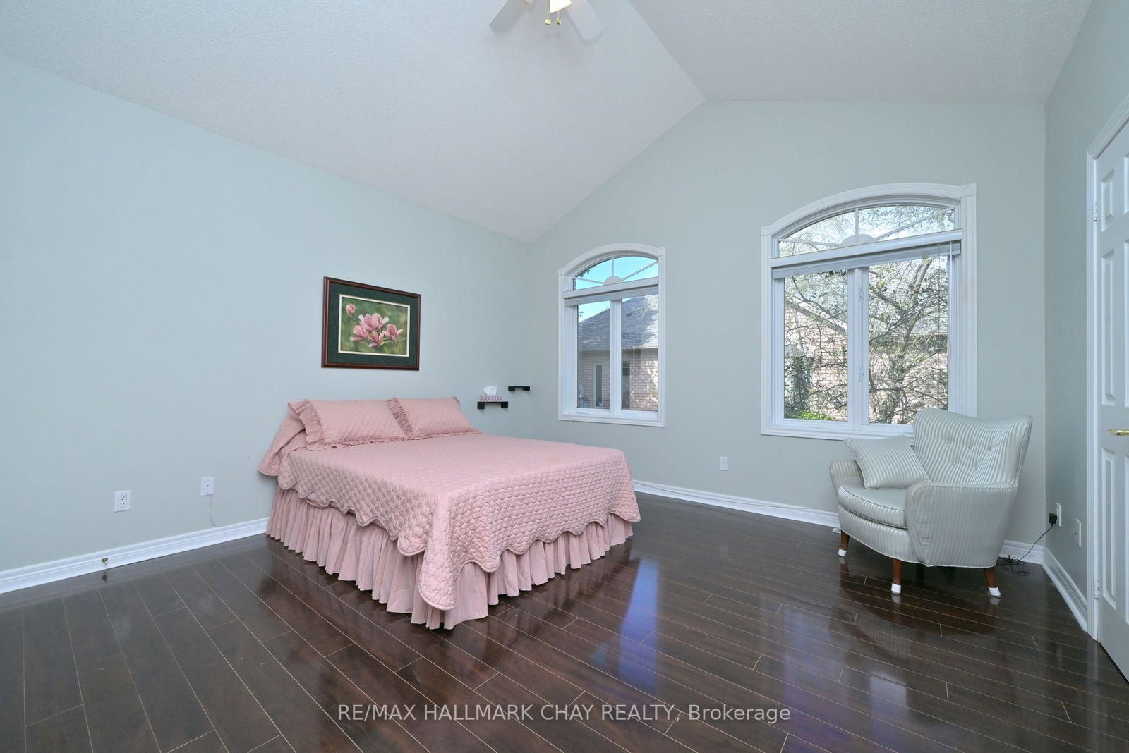 35 Via Amici • New Tecumseth, ON photo 17