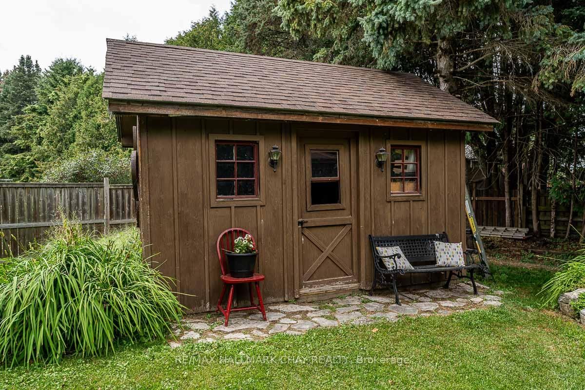 61 Marshall Crescent - Photo 36