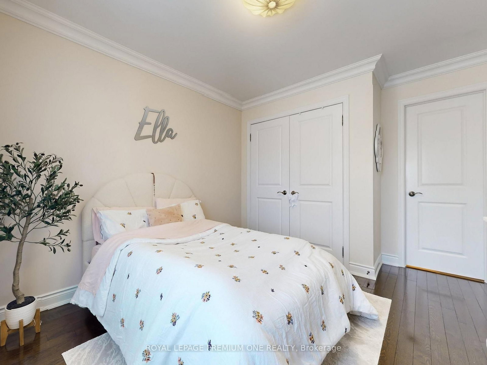 Detached House for sale at 74 Foresta Drive, Vaughan, Ontario, L4H 0N5 - Vellore Village - MLS: N12844170