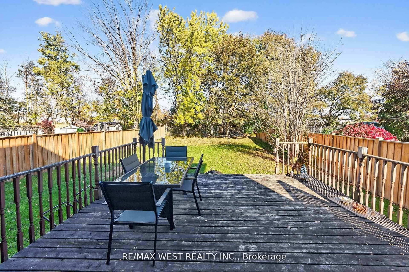 Detached House for sale at 100 Kerr Boulevard, New Tecumseth, Ontario, L9R 1C6 - Alliston - MLS: N12844344