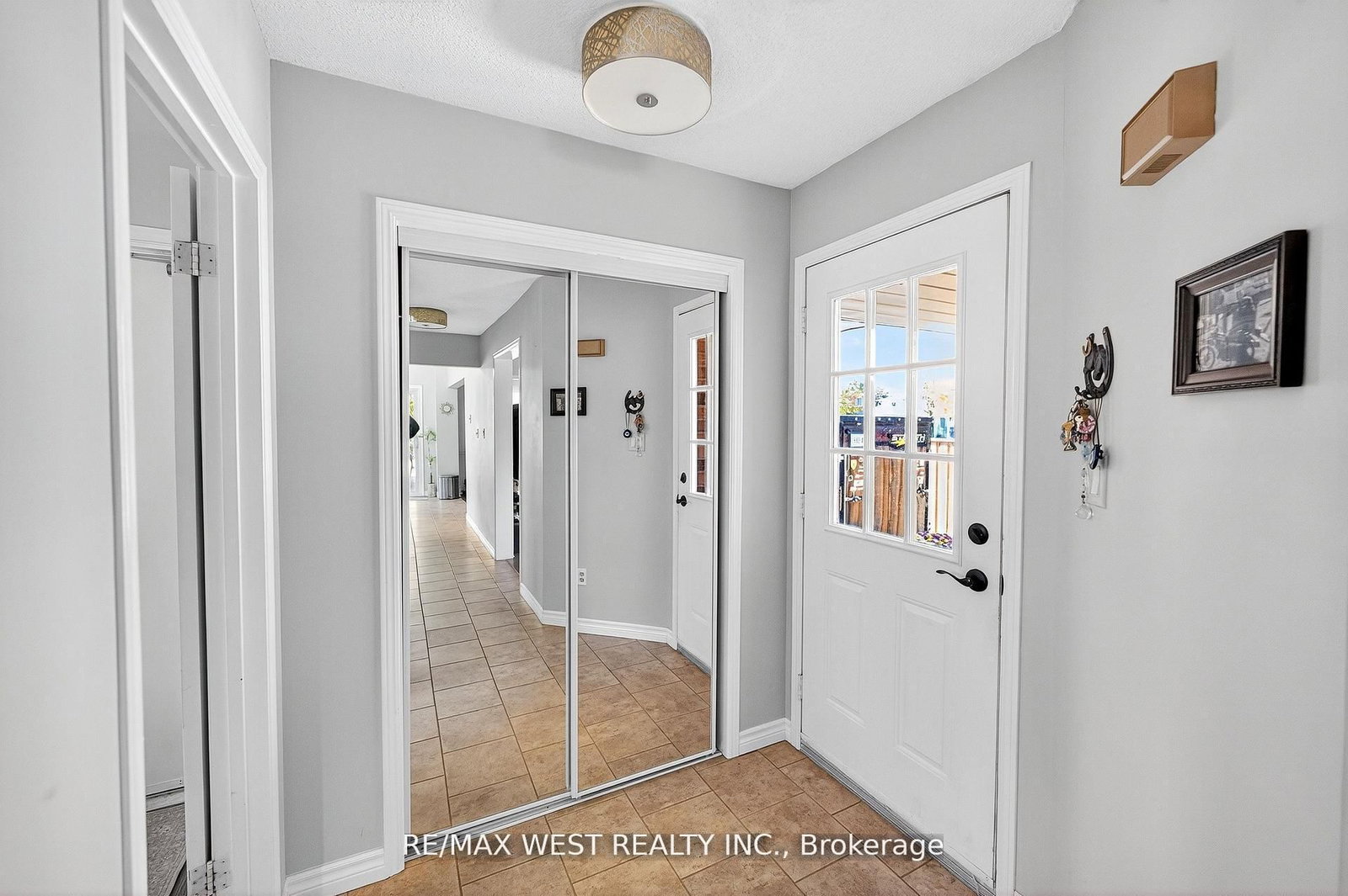 Detached House for sale at 100 Kerr Boulevard, New Tecumseth, Ontario, L9R 1C6 - Alliston - MLS: N12844344