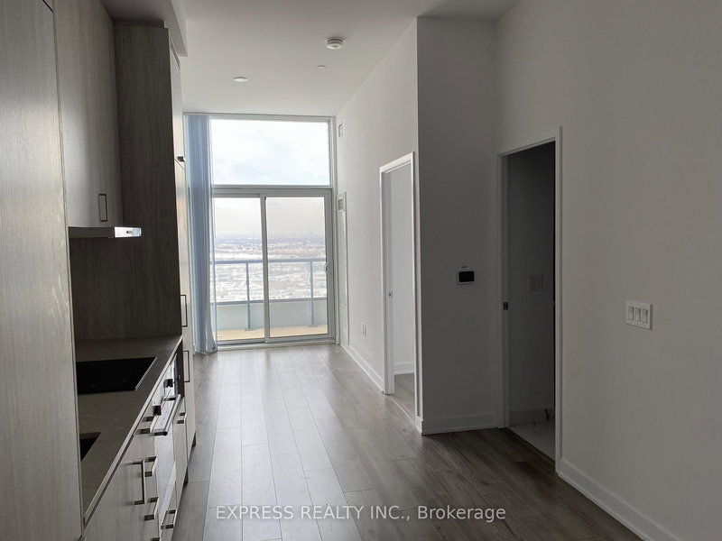 1619 - 60 Honeycrisp Cres, Vaughan, L4K 0N5 | Image 3