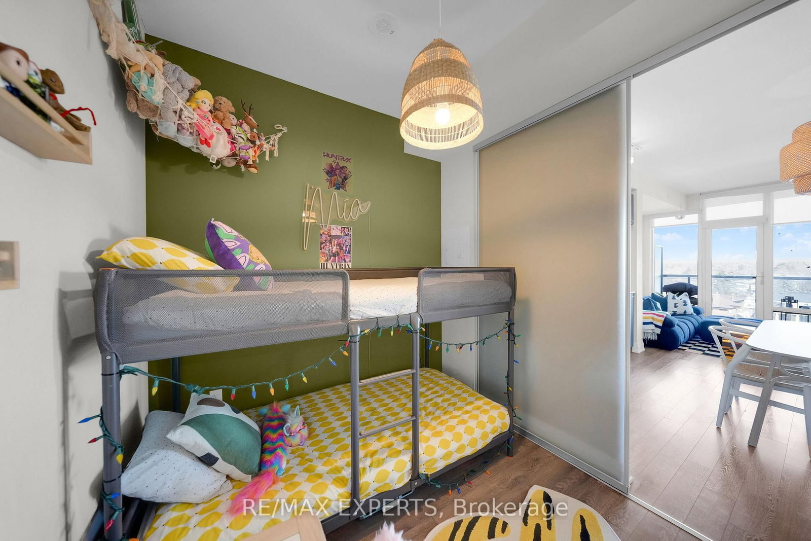 Condo sold at 601-4800 Highway 7 Road, Vaughan, Ontario, L4L 1H8 - East Woodbridge - MLS: N12844940