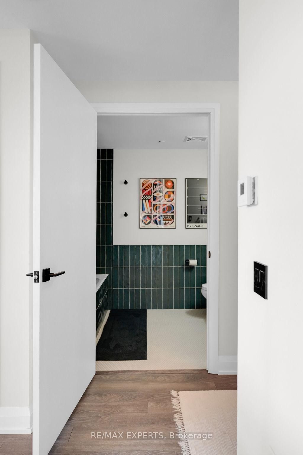 Condo sold at 601-4800 Highway 7 Road, Vaughan, Ontario, L4L 1H8 - East Woodbridge - MLS: N12844940