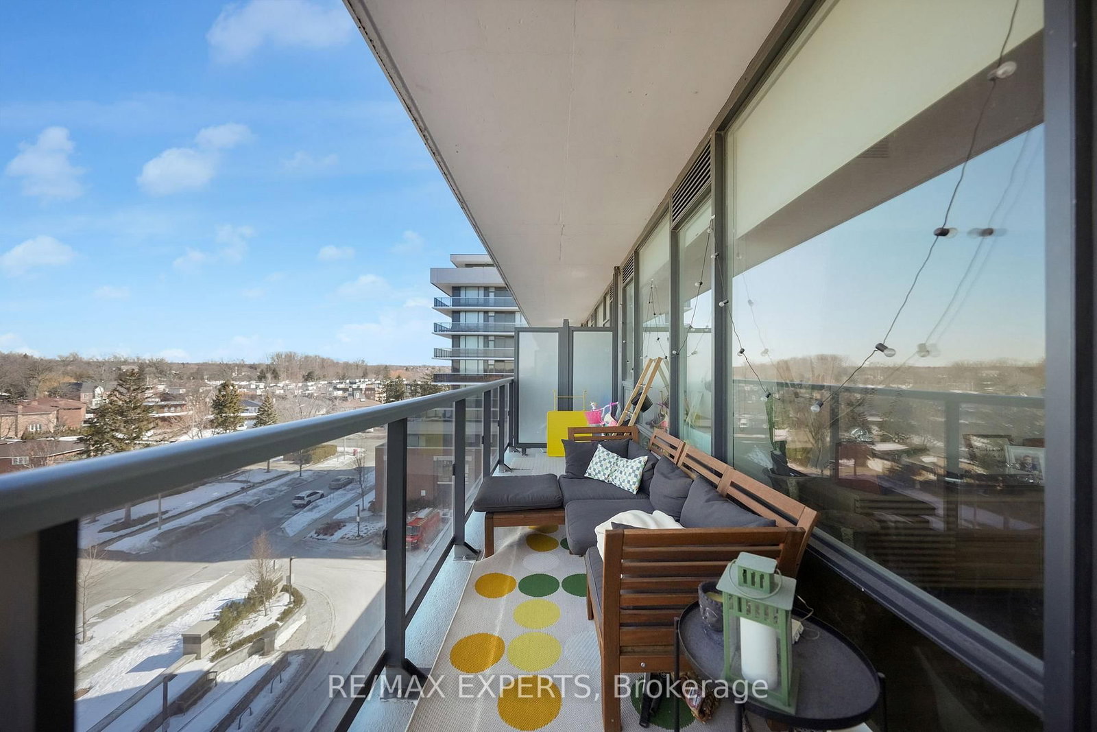 Condo sold at 601-4800 Highway 7 Road, Vaughan, Ontario, L4L 1H8 - East Woodbridge - MLS: N12844940
