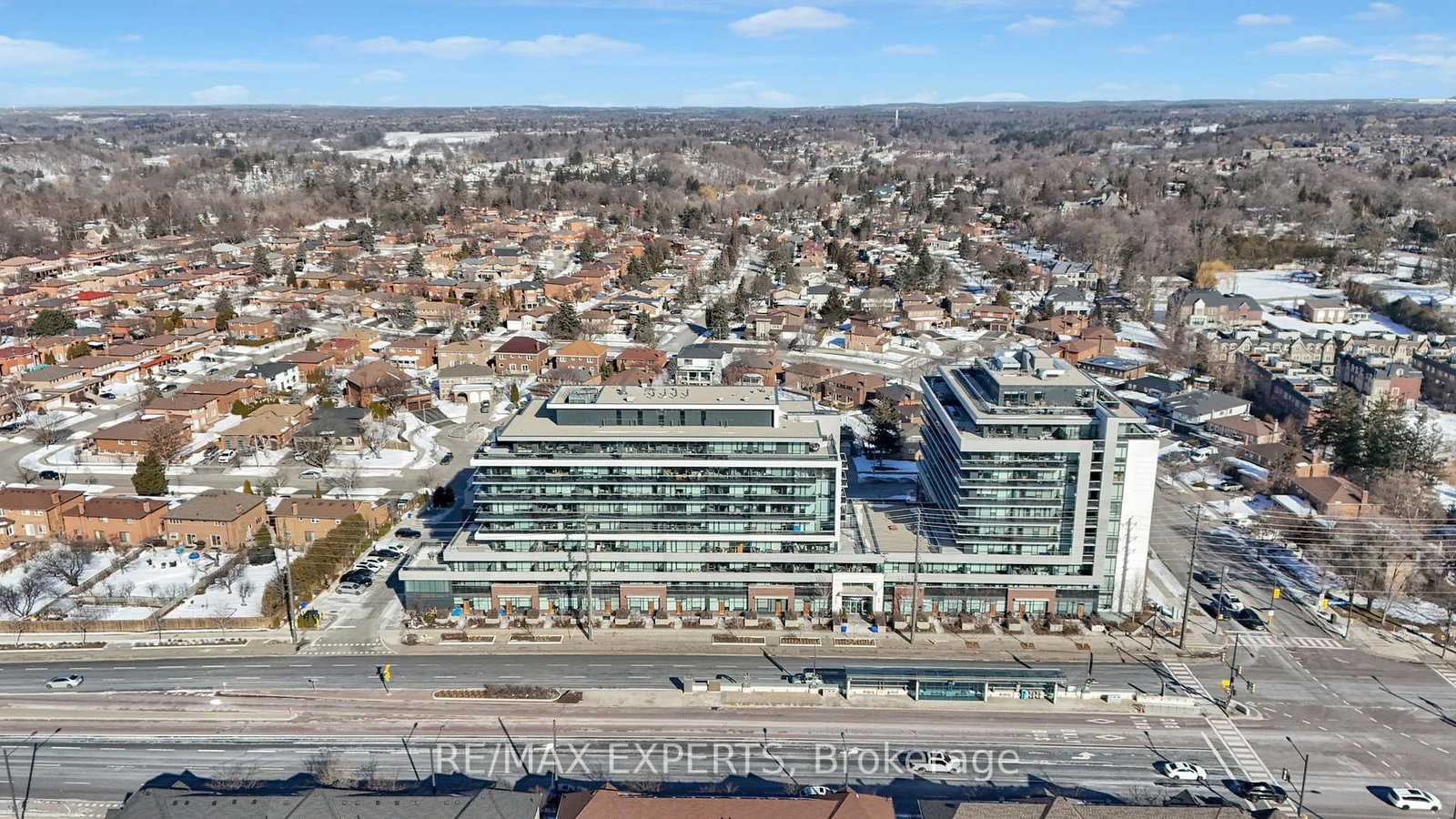 Condo sold at 601-4800 Highway 7 Road, Vaughan, Ontario, L4L 1H8 - East Woodbridge - MLS: N12844940
