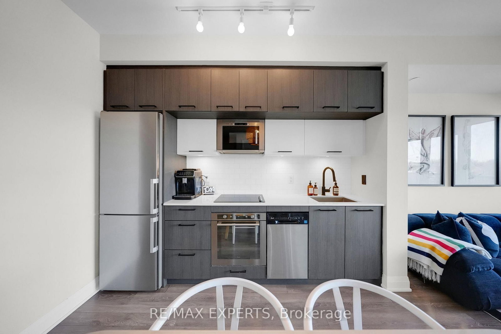 Condo sold at 601-4800 Highway 7 Road, Vaughan, Ontario, L4L 1H8 - East Woodbridge - MLS: N12844940