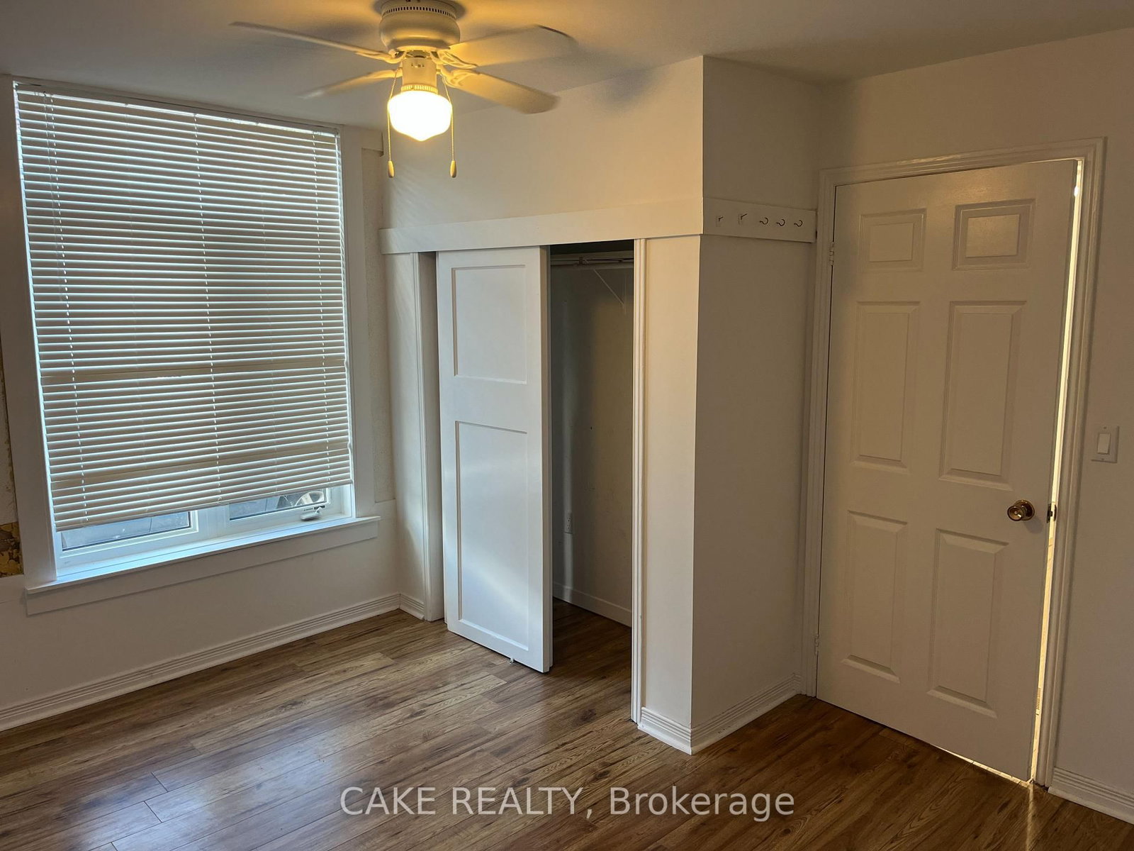 290 MAIN Street - Photo 15