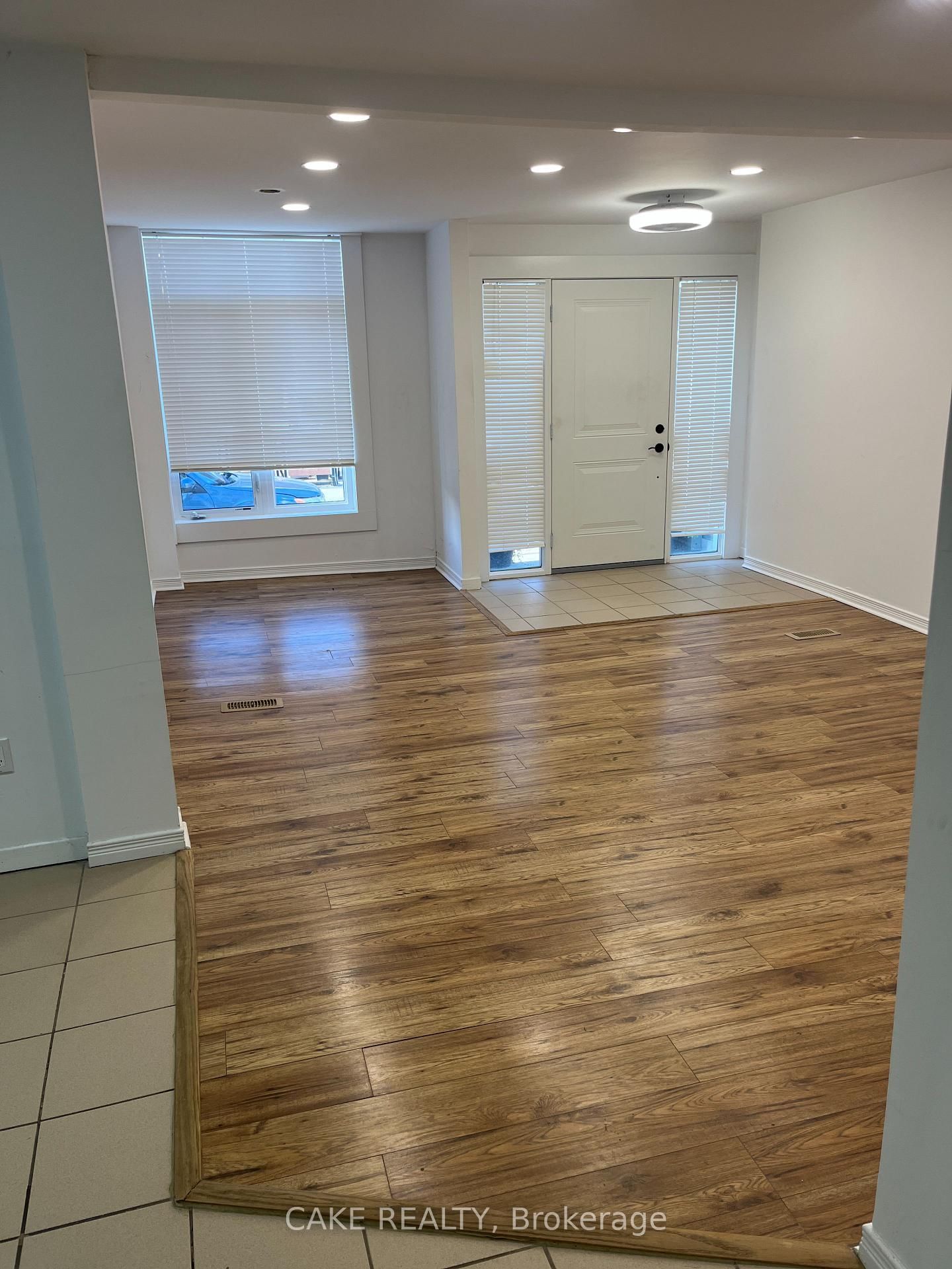 290 MAIN Street - Photo 5