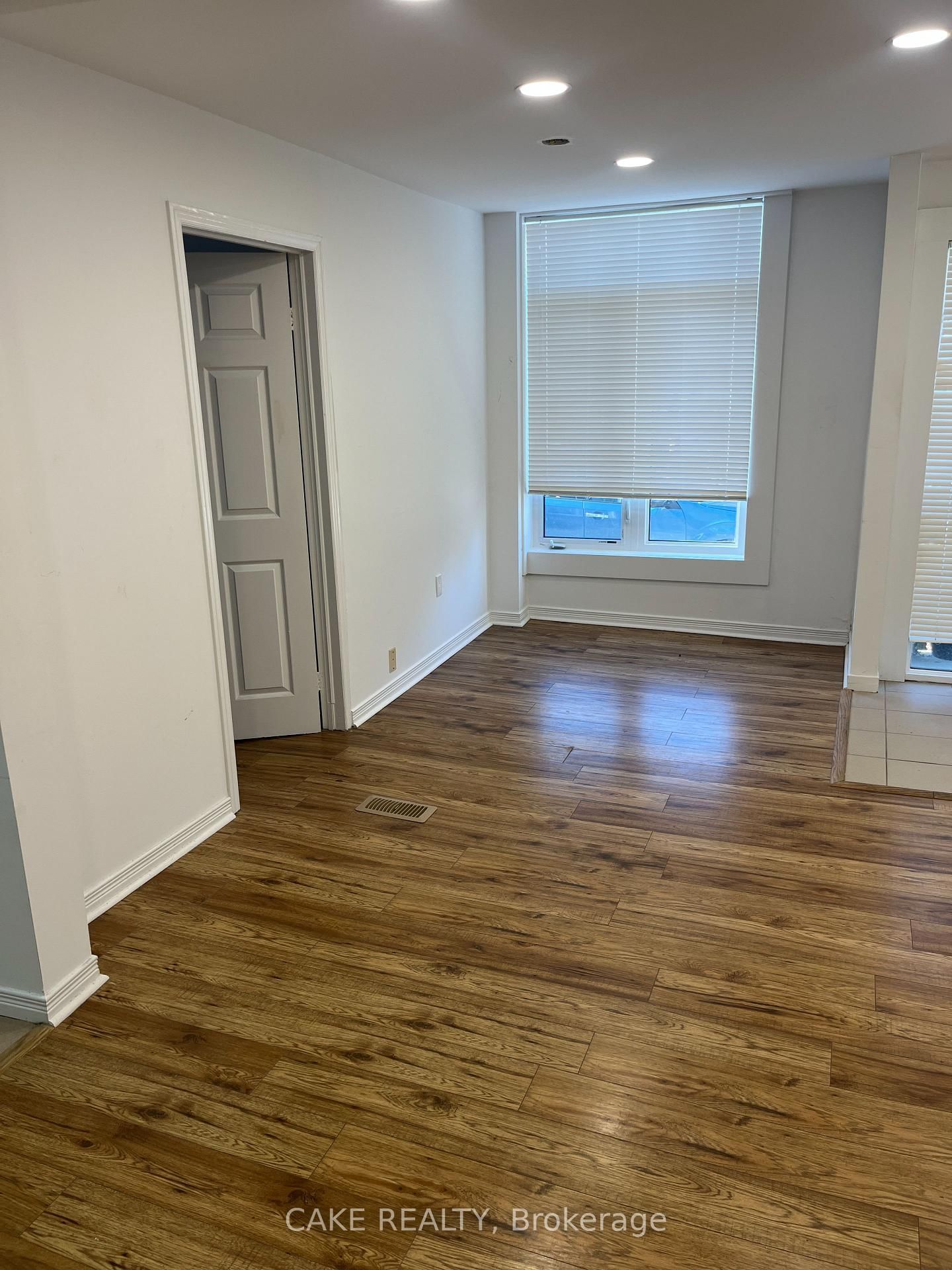 290 MAIN Street - Photo 6