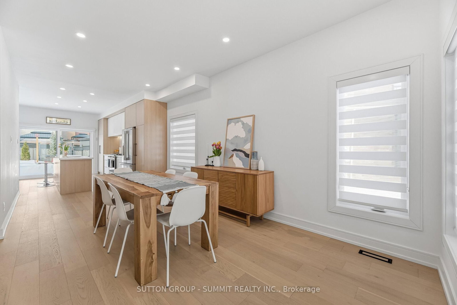 Detached House for sale at 72 Ravineview Drive, Vaughan, Ontario, L6A 3T6 - Rural Vaughan - MLS: N12846568