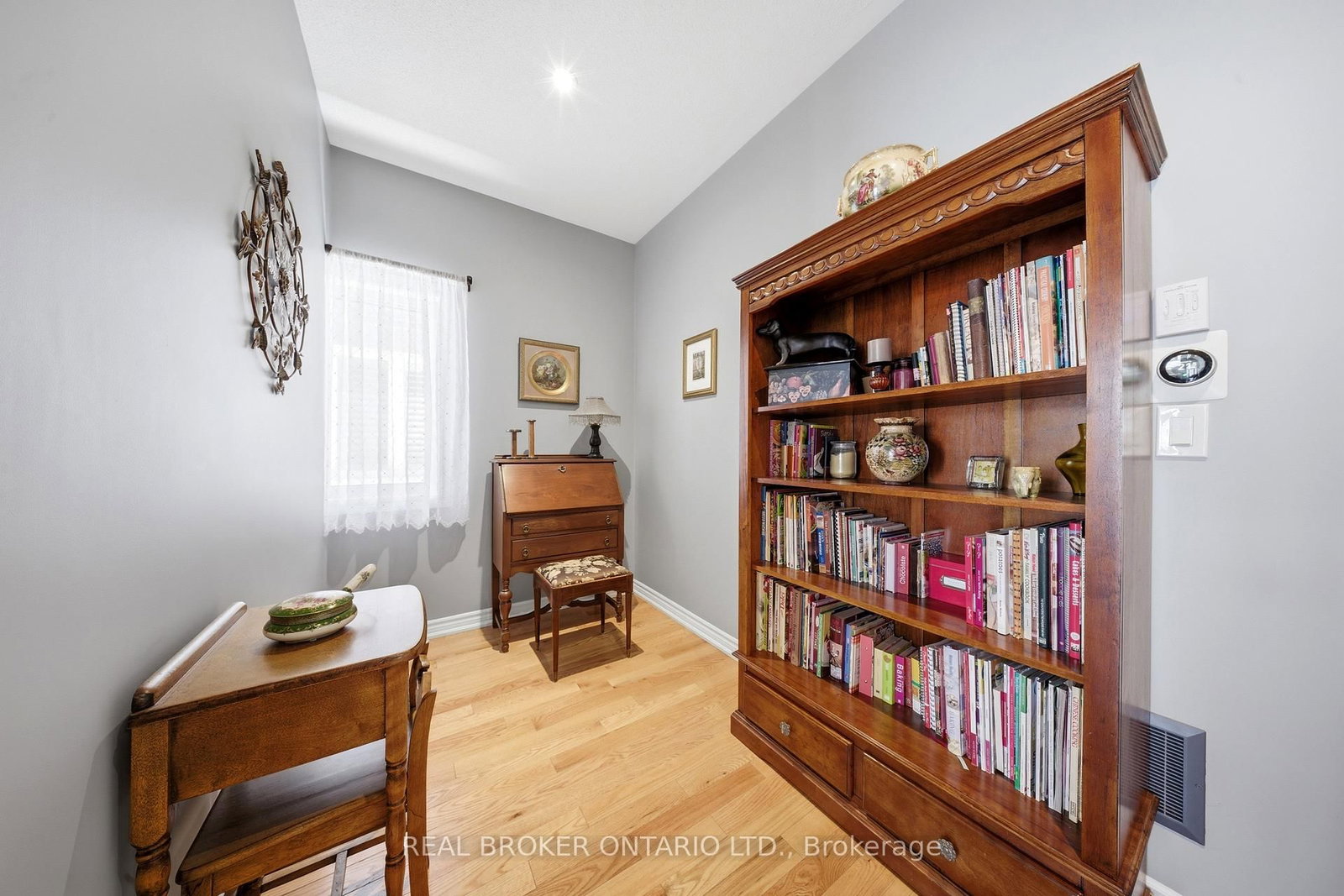 Detached House for sale at 171 Gold Park Gate, Essa, Ontario, L3W 0B4 - Angus - MLS: N12846862