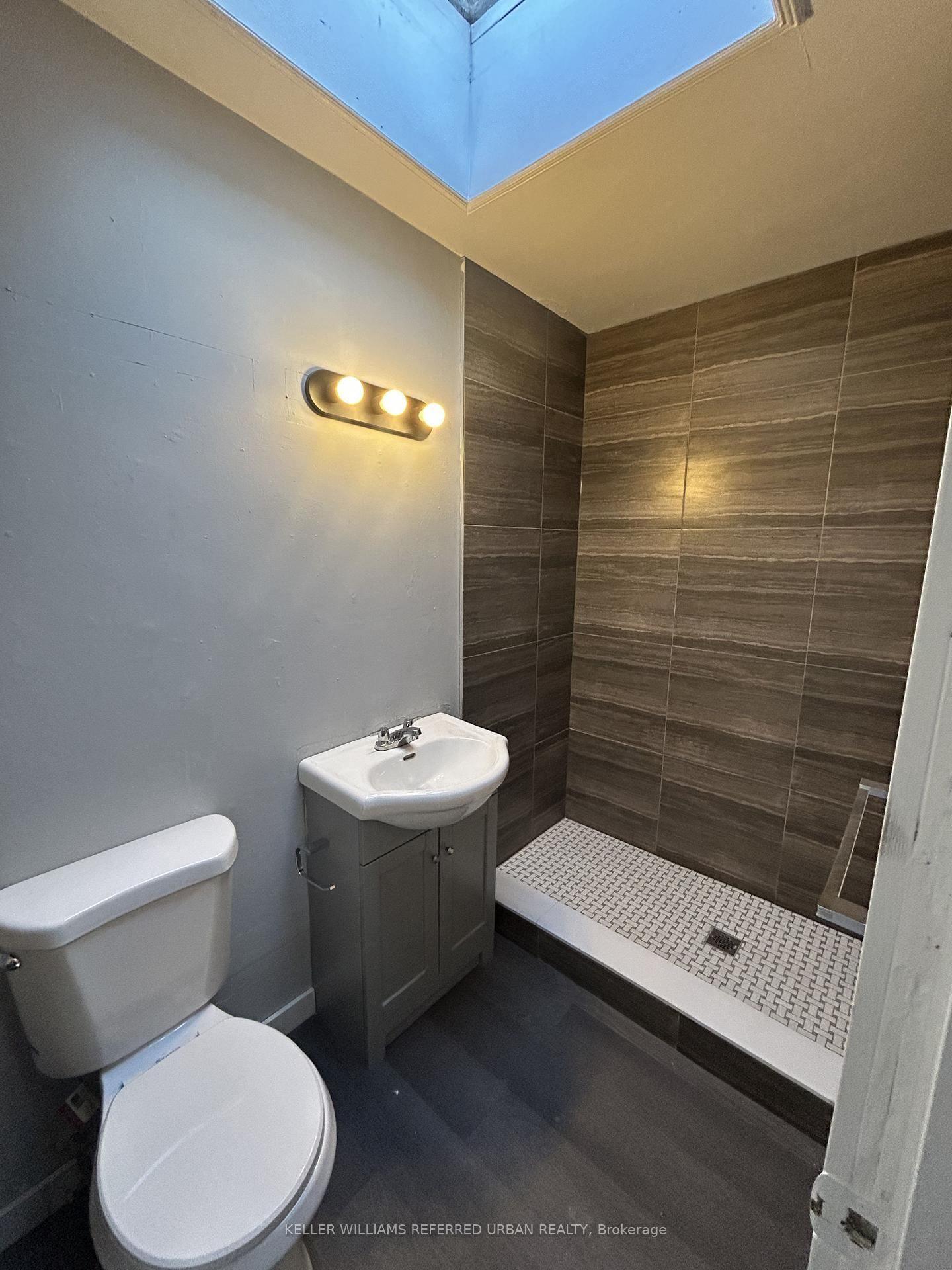 10140 Yonge Street, Unit 5 - Photo 11