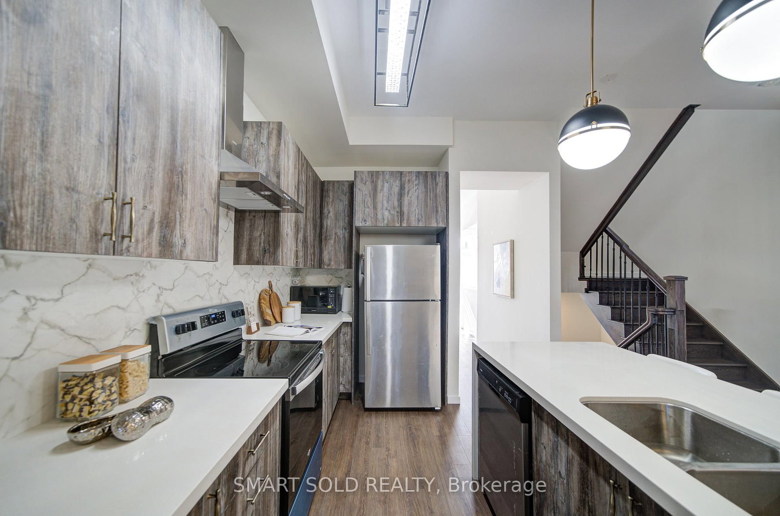 Townhouse for sale at 13 Armillo Place, Markham, Ontario, L6E 0V4 - Wismer - MLS: N12847198