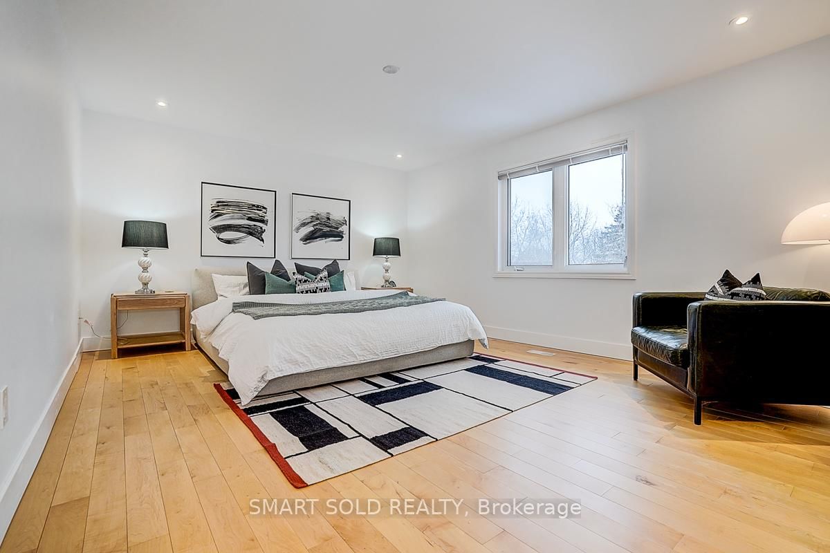 Detached House for sale at 197 Garden Avenue, Richmond Hill, Ontario, L4C 6L8 - South Richvale - MLS: N12847244