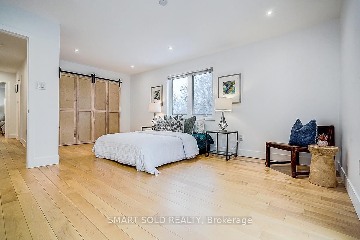 Detached House for sale at 197 Garden Avenue, Richmond Hill, Ontario, L4C 6L8 - South Richvale - MLS: N12847244