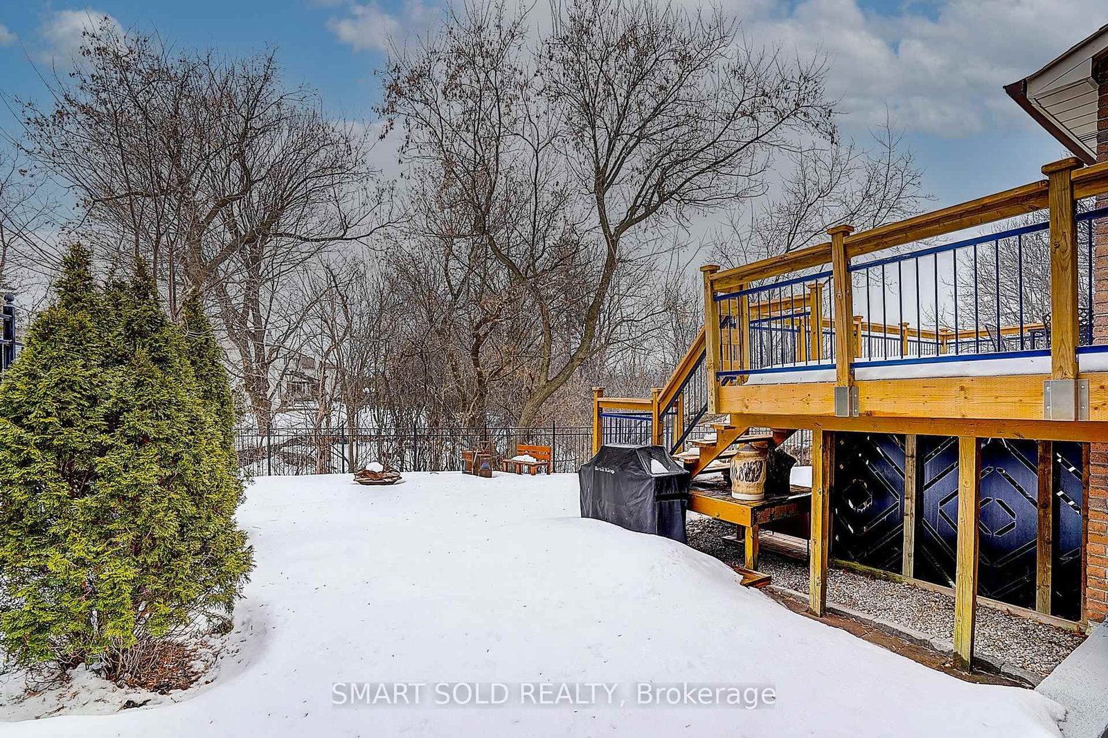 Detached House for sale at 197 Garden Avenue, Richmond Hill, Ontario, L4C 6L8 - South Richvale - MLS: N12847244