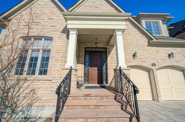 6 Stollery Pond Crescent