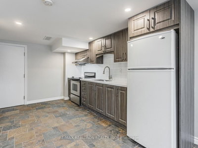 72B Dunning Avenue — photo 6