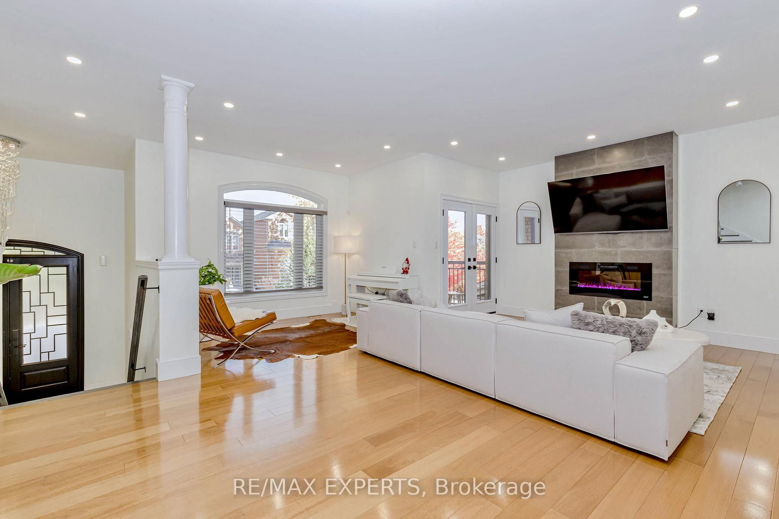 Detached House for sale at 193 Fairlane Crescent, Vaughan, Ontario, L4H 2H1 - Vellore Village - MLS: N12847952