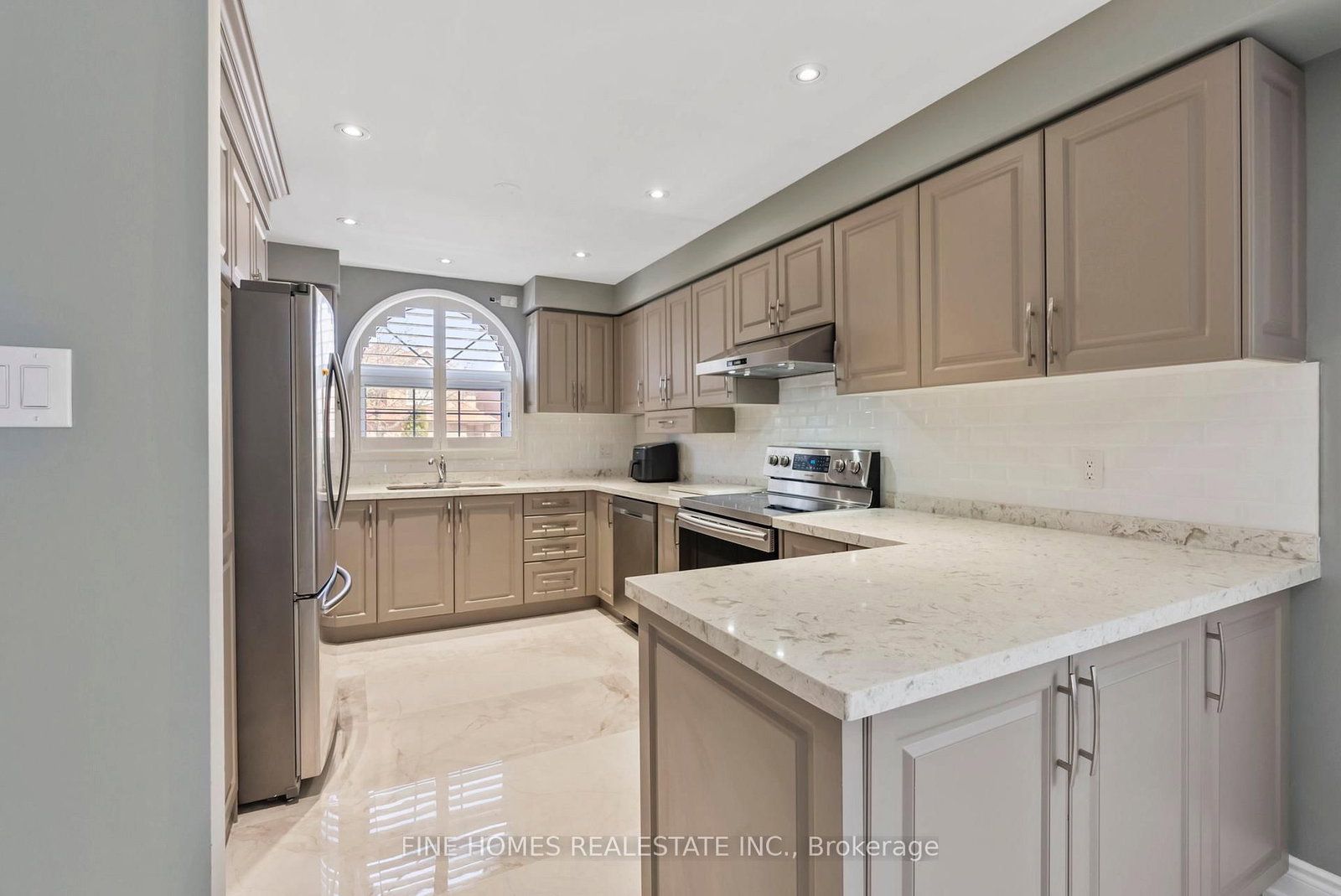 Detached House for sale at 109 Angelina Avenue, Vaughan, Ontario, L4L 8N9 - Vaughan Grove - MLS: N12848266