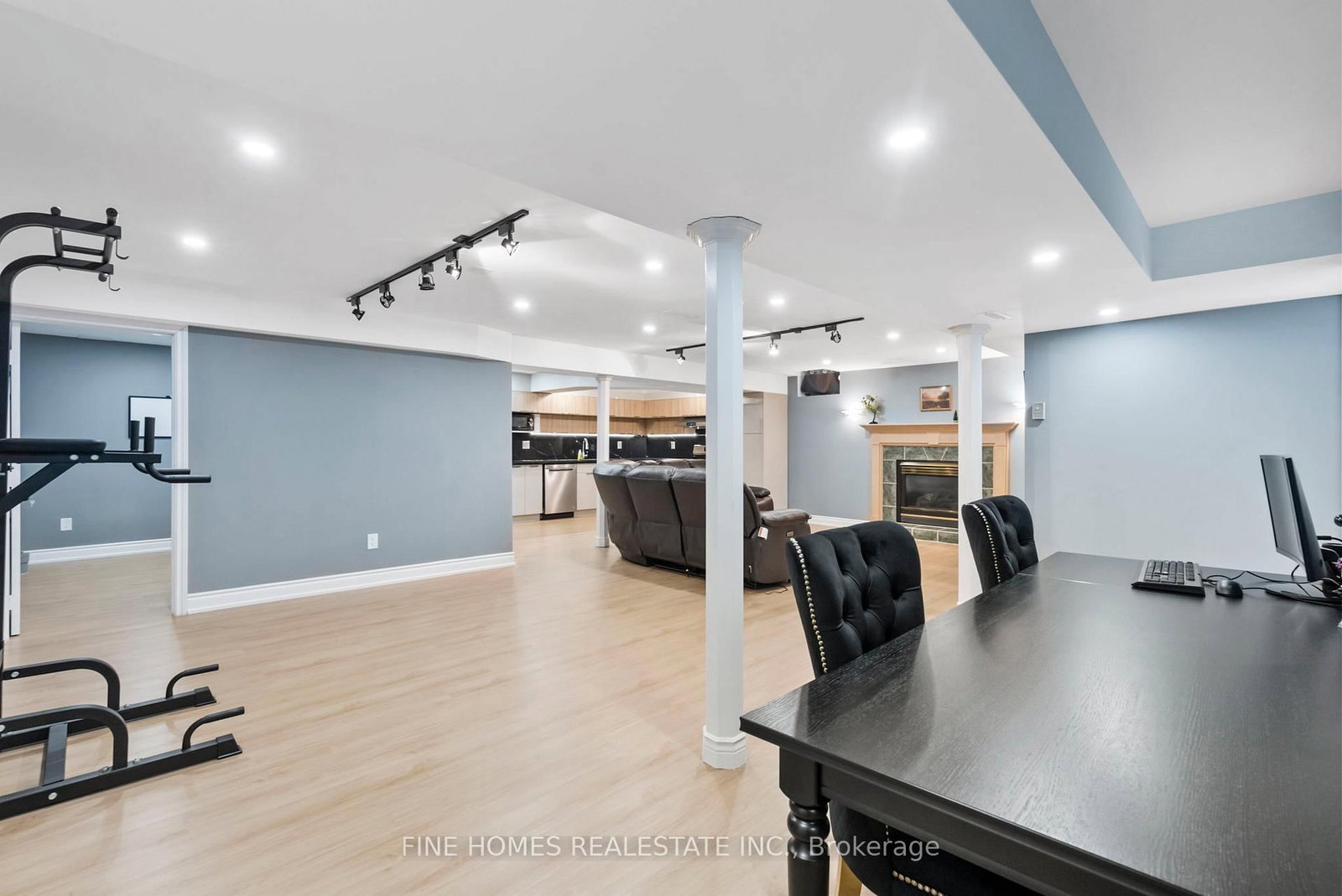 Detached House for sale at 109 Angelina Avenue, Vaughan, Ontario, L4L 8N9 - Vaughan Grove - MLS: N12848266