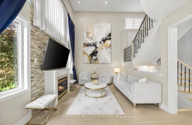 101 Ravine Edge Drive