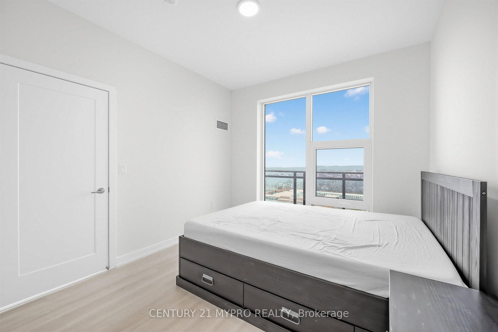 9763 Markham Road, Unit 1803 - Photo 19