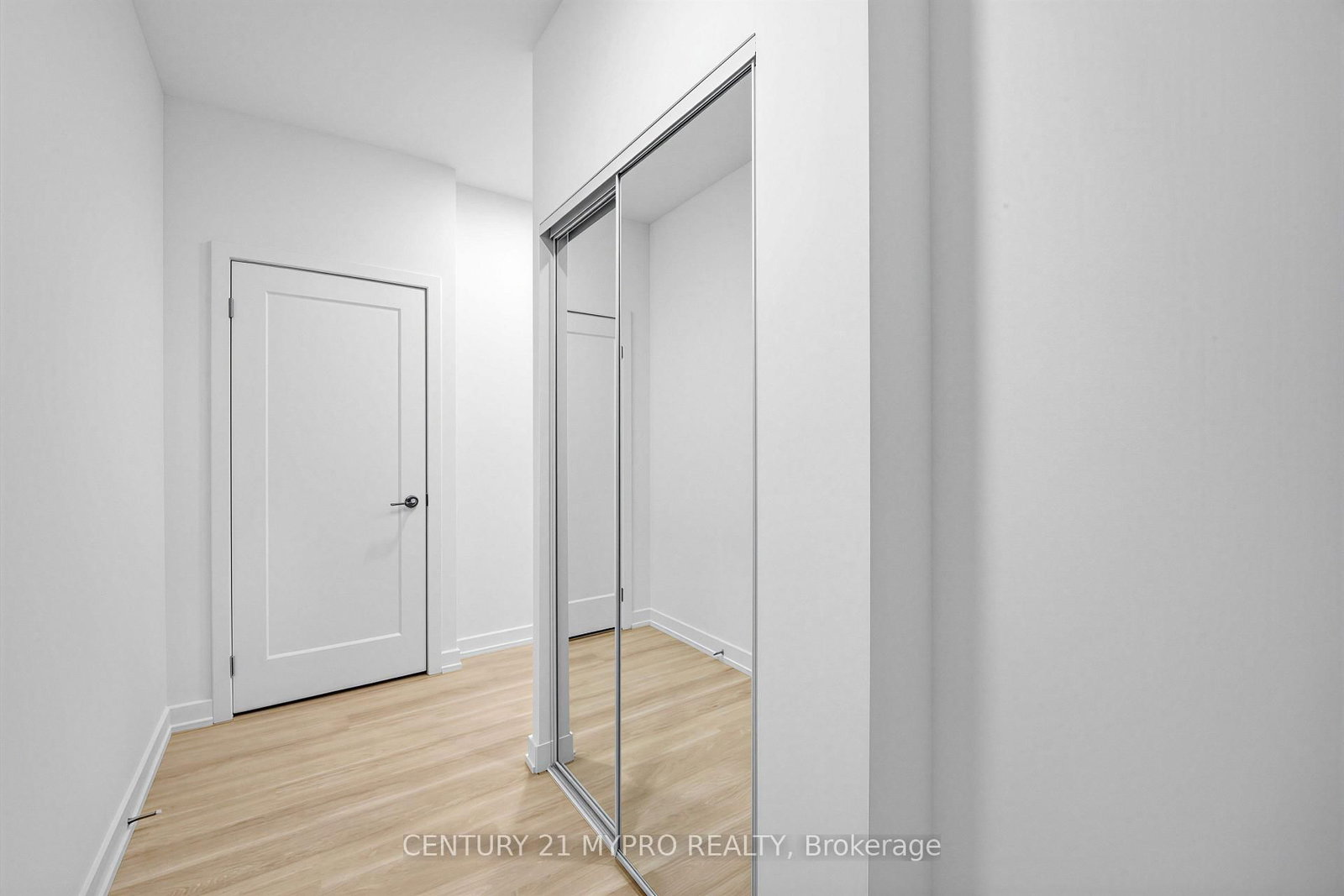 9763 Markham Road, Unit 1803 - Photo 27