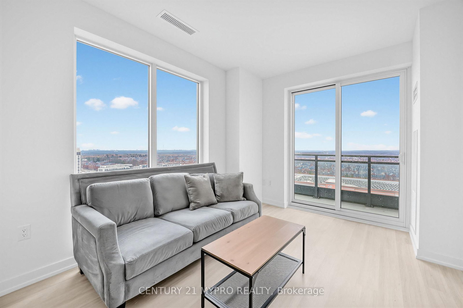 9763 Markham Road, Unit 1803 - Photo 8