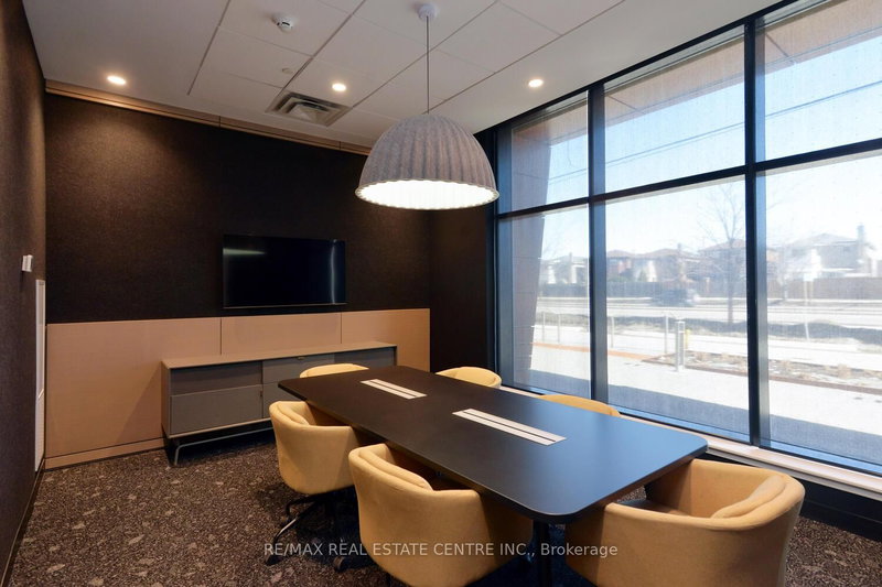 416 - 7950 Bathurst St, Vaughan, L4J 0L4 | Image 3