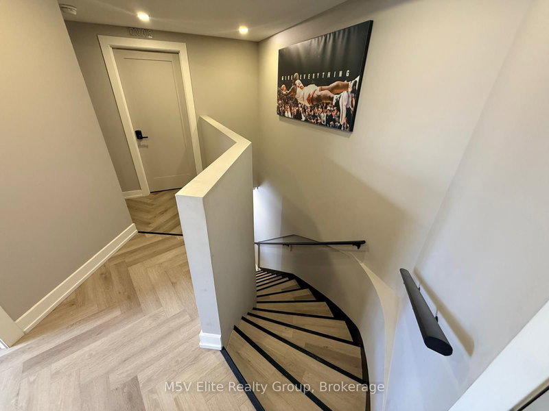 15 - 250 Regina Rd, Vaughan, L4L 8N2 | Image 3