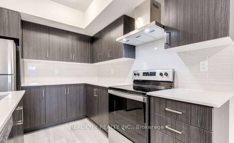 3104 - 60 Elizabeth St, Richmond Hill, L4C 5W2 | Image 3