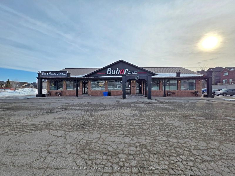 591 The Queensway South, Georgina, L4P 2G3 | Image 3