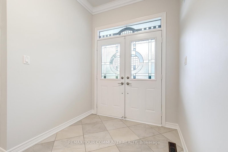 76 Ivy Glen Dr, Vaughan, L6A 0P2 | Image 3