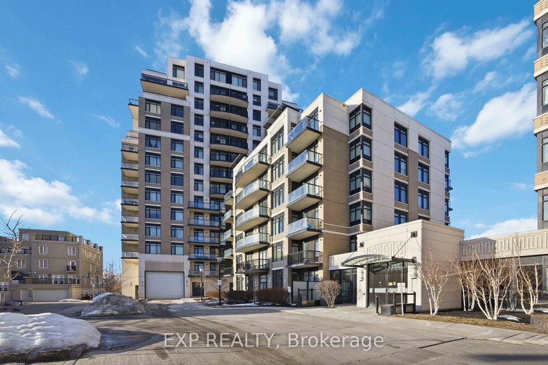 617 - 151 Upper Duke Cres, Markham, L6G 0E1 | Image 2