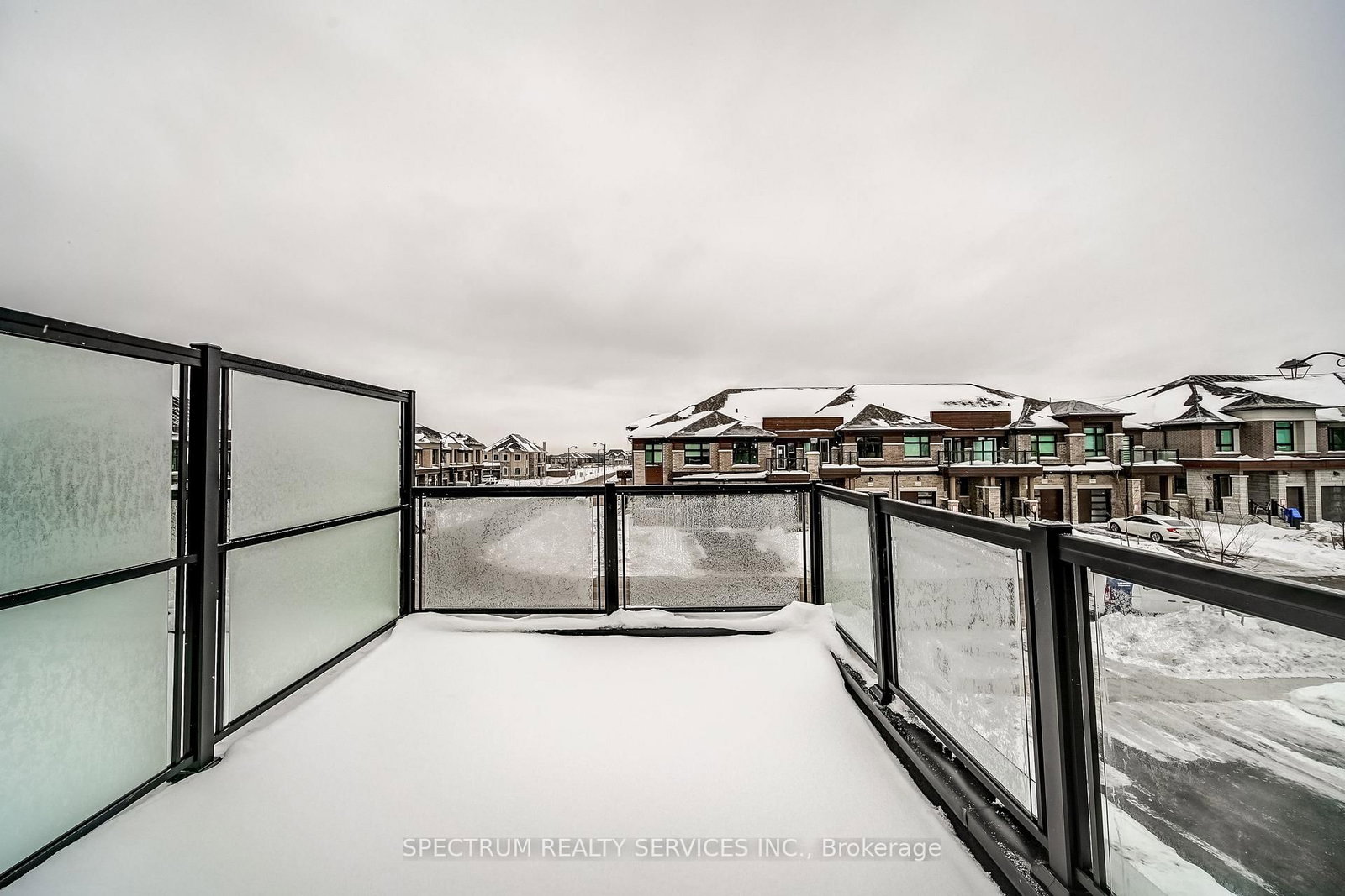 Townhouse for sale at 136 Adario Crescent, Vaughan, Ontario, L4H 4P7 - Vellore Village - MLS: N12853776