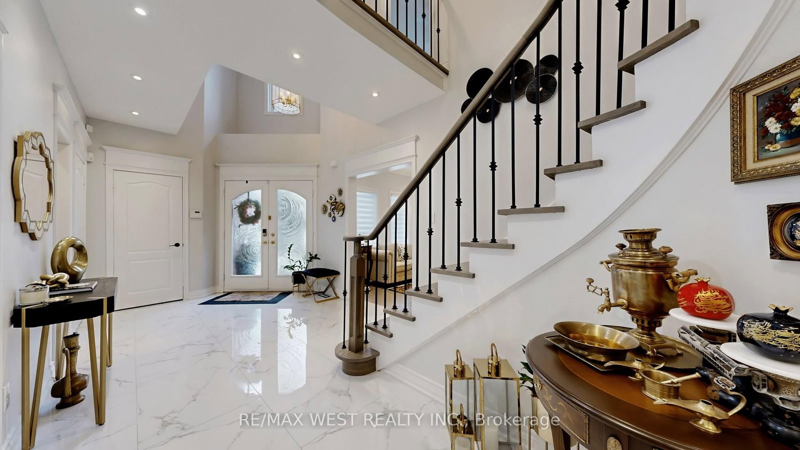 Detached House for sale at 31 Mulholland Drive, Vaughan, Ontario, L4J 7T7 - Beverley Glen - MLS: N12854910