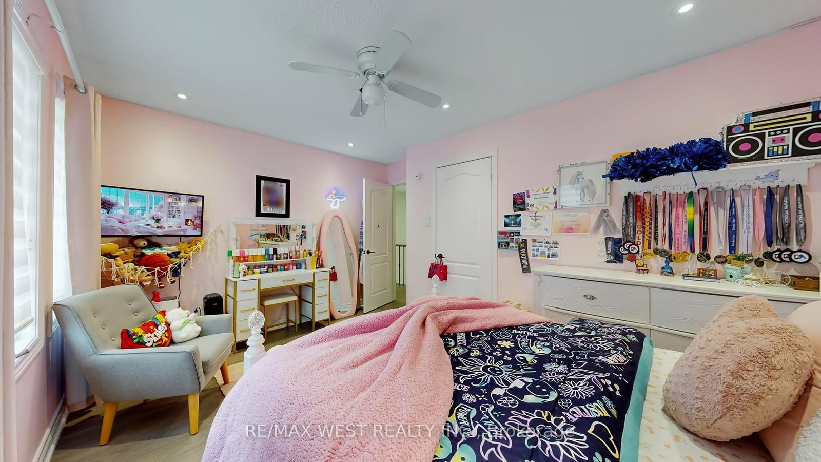 Detached House for sale at 31 Mulholland Drive, Vaughan, Ontario, L4J 7T7 - Beverley Glen - MLS: N12854910