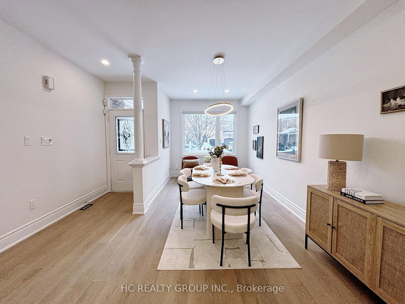 43 Sedgeway Hts, Vaughan, L4H 3A9 | Image 2