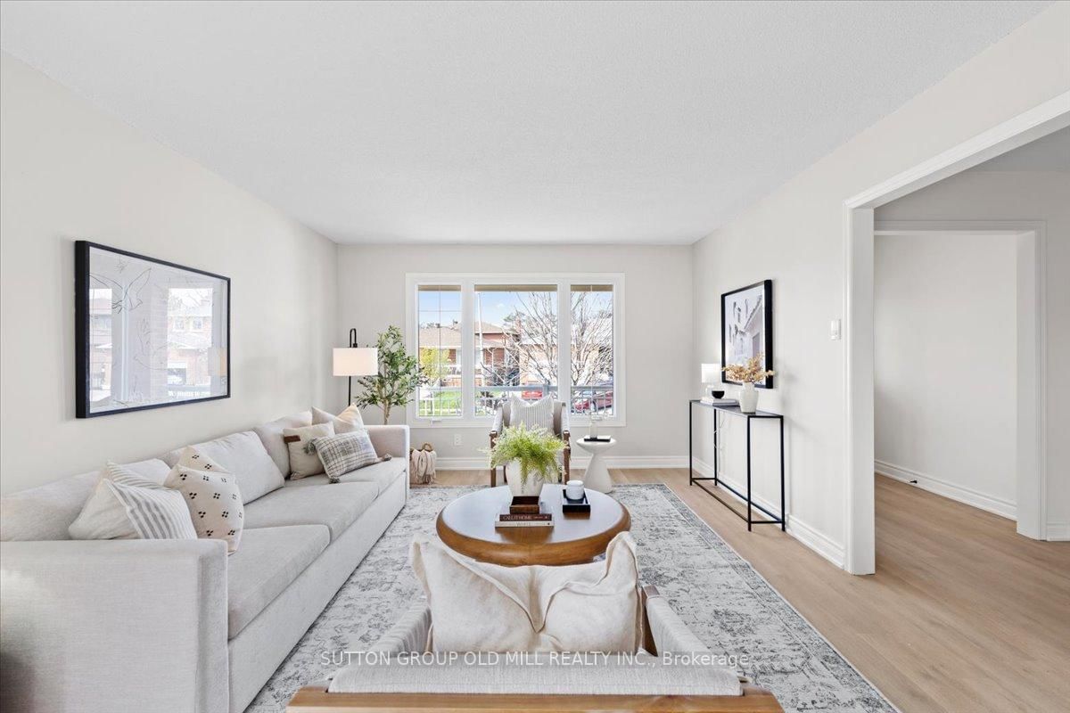 Detached House for sale at 37 Brandy Crescent, Vaughan, Ontario, L4L 3C5 - East Woodbridge - MLS: N12857700