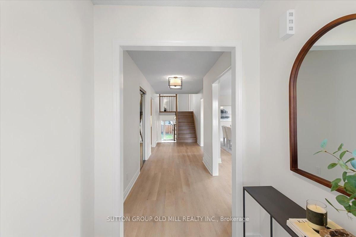 Detached House for sale at 37 Brandy Crescent, Vaughan, Ontario, L4L 3C5 - East Woodbridge - MLS: N12857700