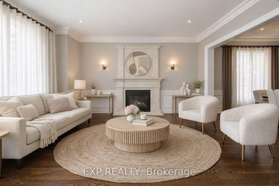 58 Spruce Avenue, Richmond Hill, Ontario image-0-3