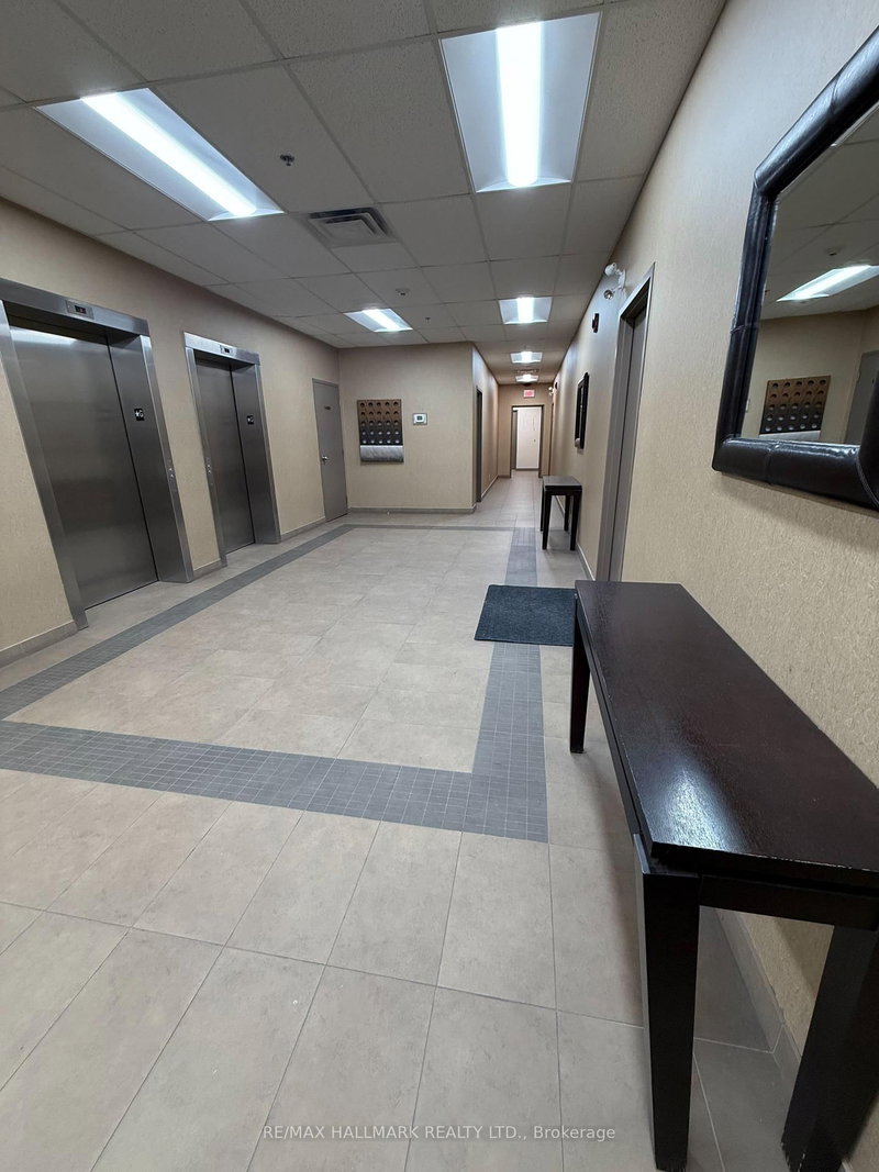 111 & 112 - 9100 Jane St, Vaughan, L4K 0A4 | Image 3