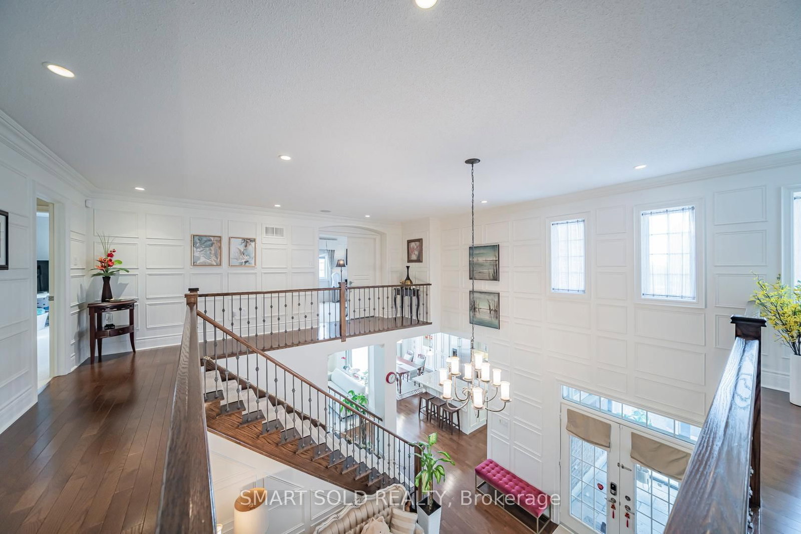 Detached House for sale at 33 Earnshaw Drive, Markham, Ontario, L6C 0E4 - Victoria Square - MLS: N12859888