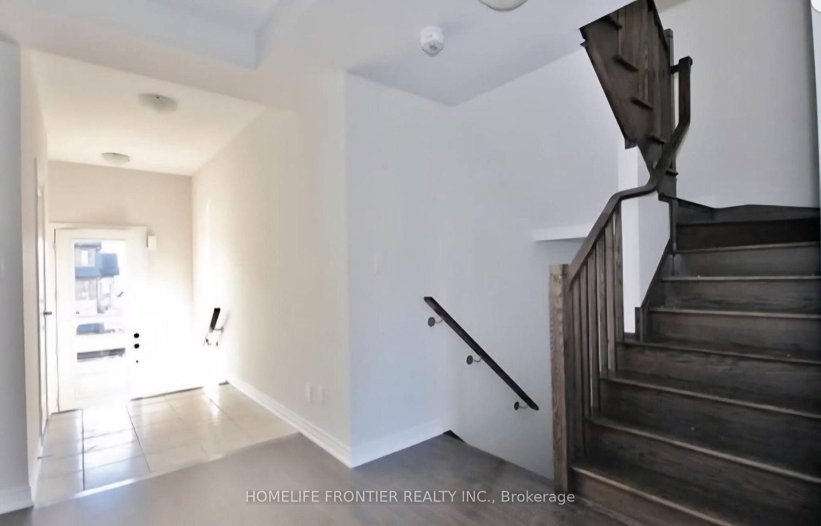 Townhouse for sale at 2081 Dale Road, Innisfil, Ontario, L9S 0L4 - Alcona - MLS: N12860354