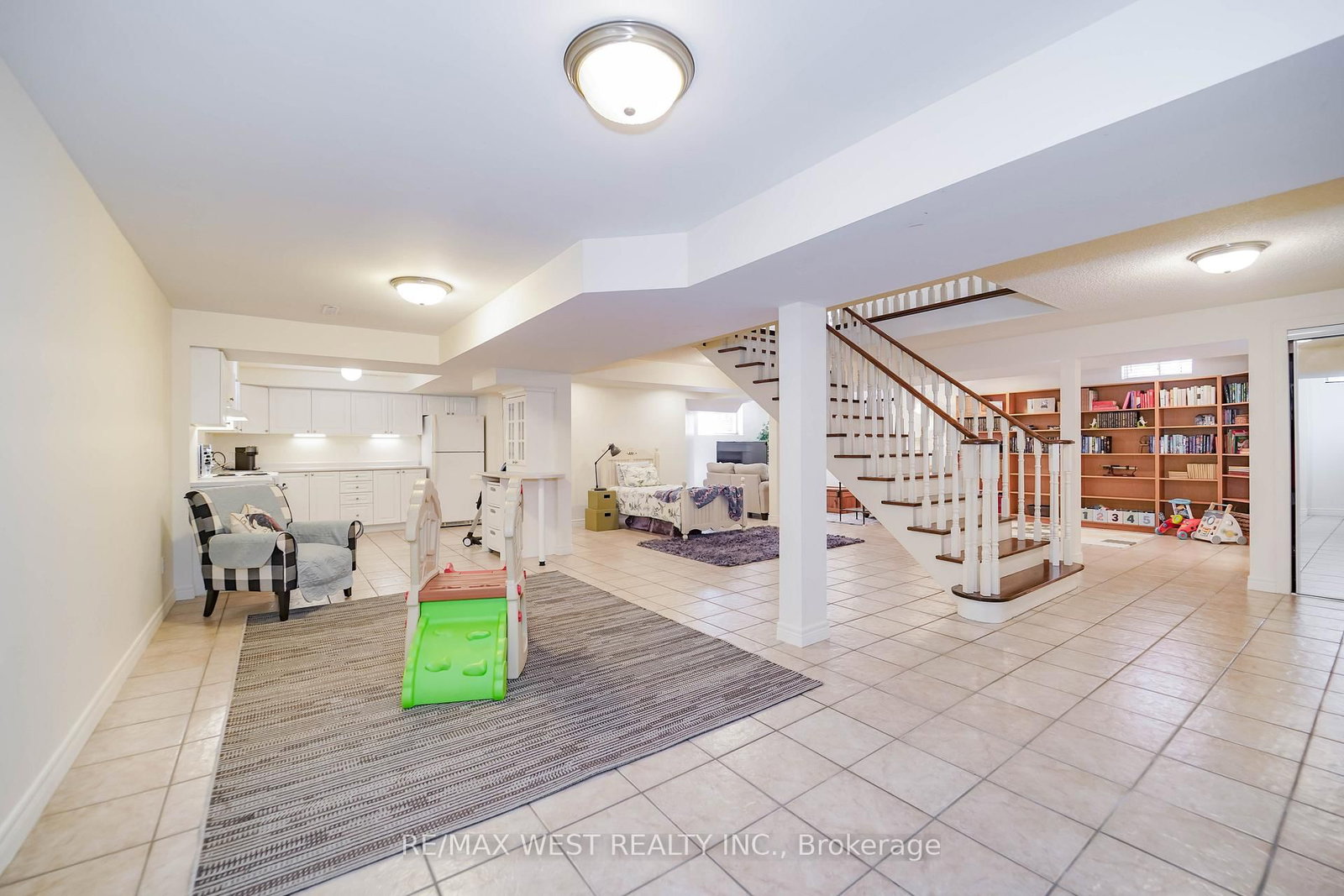 Detached House for sale at 43 Summitcrest Drive, Richmond Hill, Ontario, L4S 1A7 - Devonsleigh - MLS: N12860870