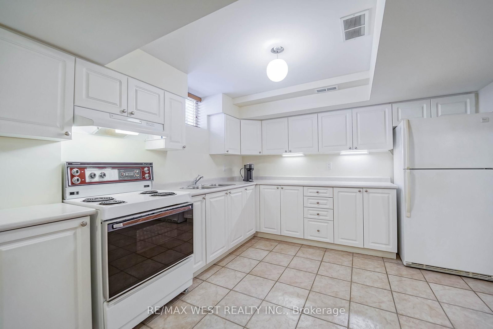 Detached House for sale at 43 Summitcrest Drive, Richmond Hill, Ontario, L4S 1A7 - Devonsleigh - MLS: N12860870