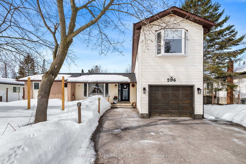 2196 Richard St, Innisfil, L9S 2C4 | Image 2
