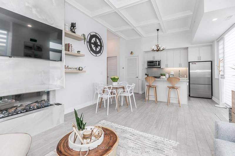 home for lease on 137-331 Broward Way